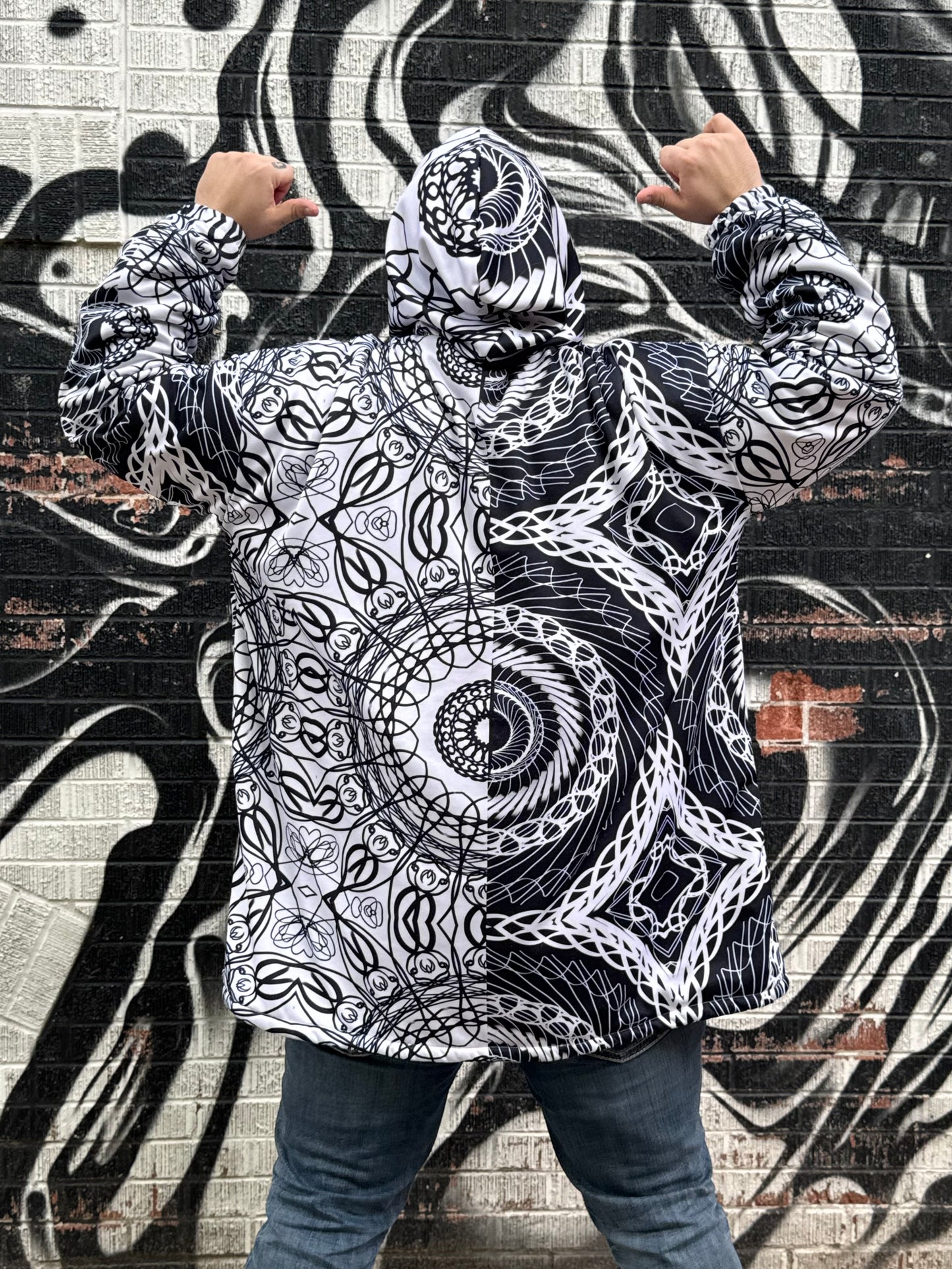 (PRE-SALE) Yin Yang Bass Blanket